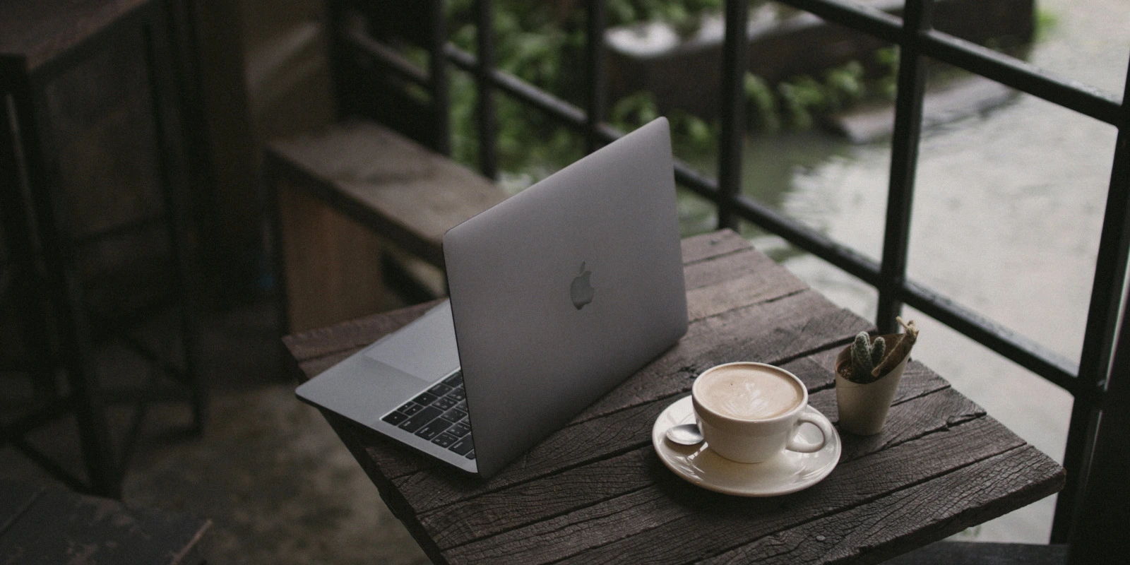 Intelligence Économique : Surveiller et Comprendre les Marchés Internationaux