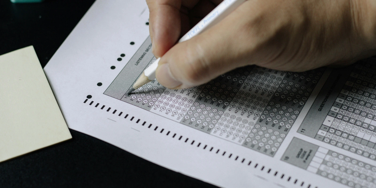 Lettre de Motivation pour Parcoursup Licence AEI : Guide et Modèle